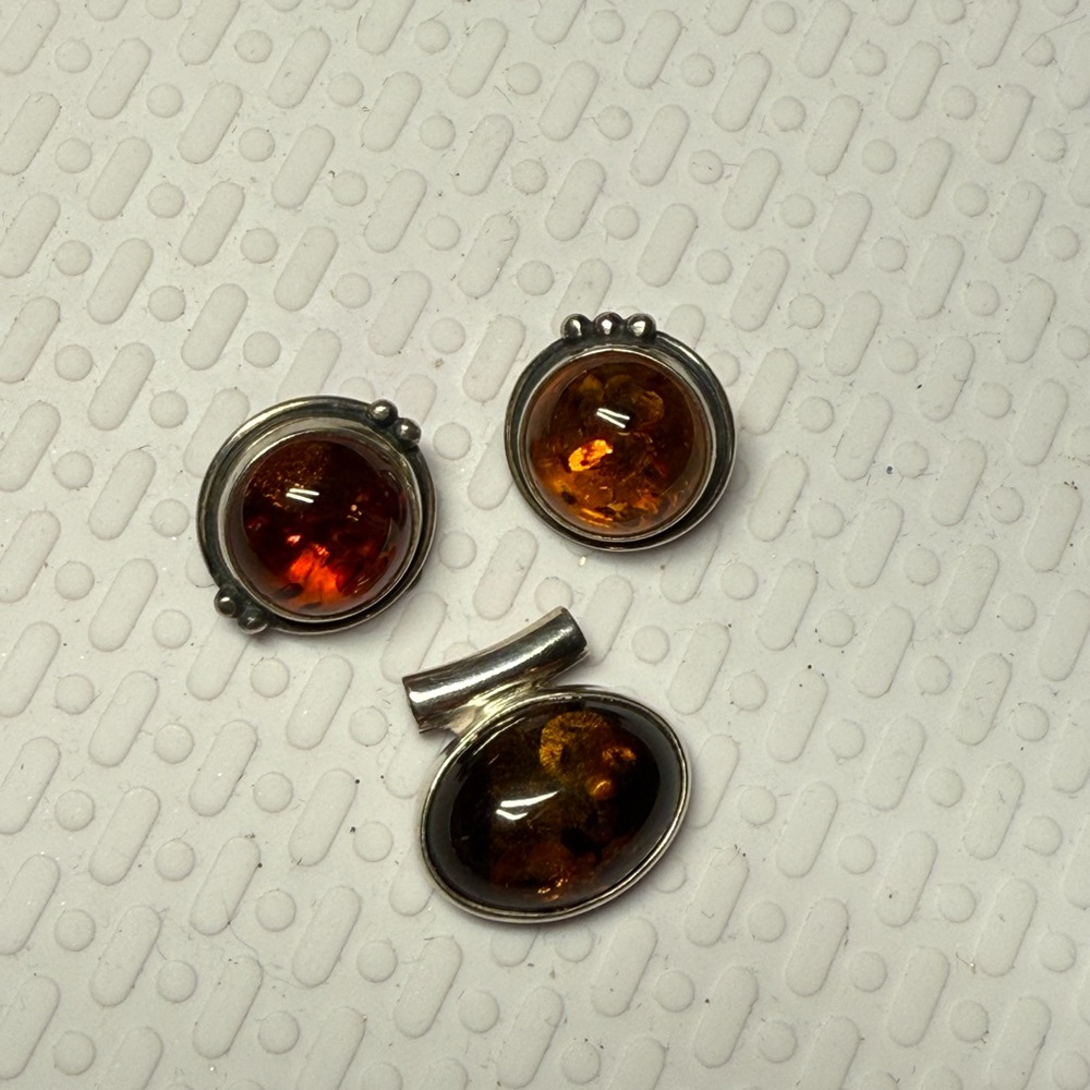 67.) Amber and Silver Jewelry Set